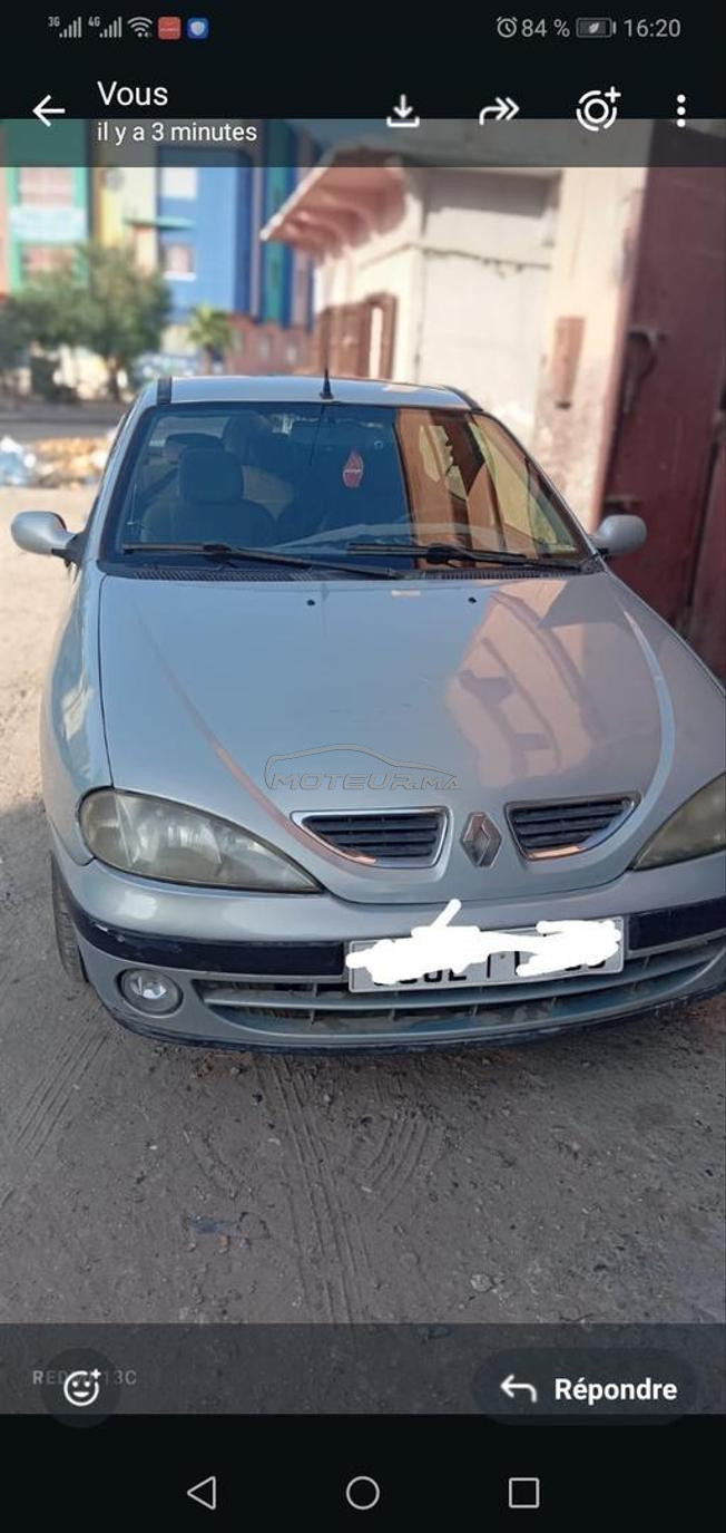 voiture Renault megane 