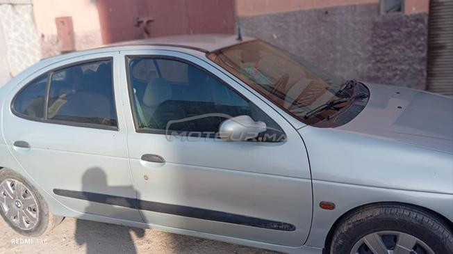 voiture Renault megane 