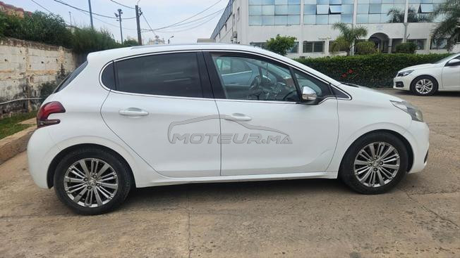 Peugeot 208 Diesel Manuelle 2017 à Casablanca
