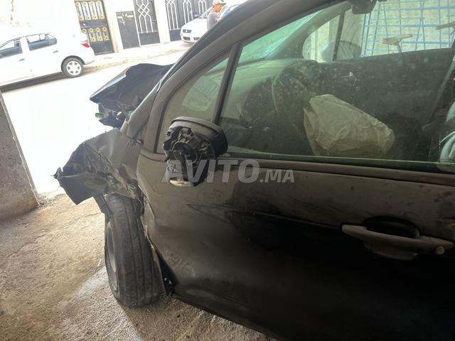 Voiture occasion à vendre pour Férié - 2
