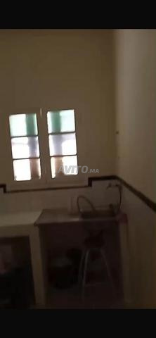 Maison avec terrasse à vendre quartier Kufa près du marché Saniat Rmal - 2