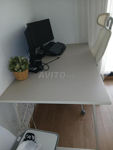 Bureau IKEA beige 140x80 cm - 2
