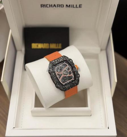 Richard Mille homme avec la boîte