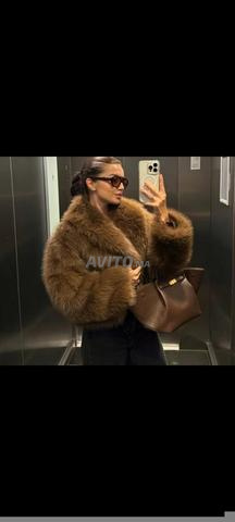 Manteau chic en fausse fourrure marron - 2