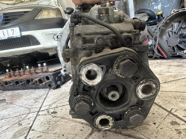 Pièces moteur Mercedes 190 Diesel W110 (1965) - 2