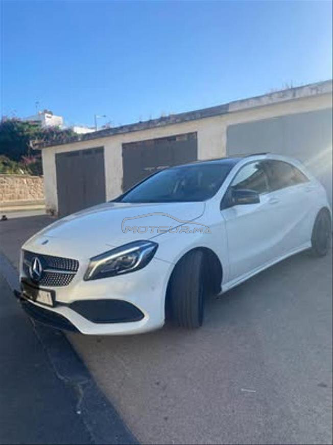 Mercedes Benz class A200