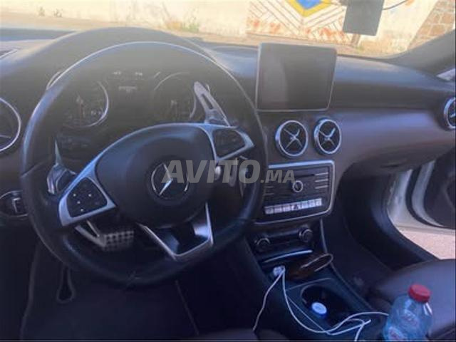 مرسيدس بنز الفئة A200 - 2