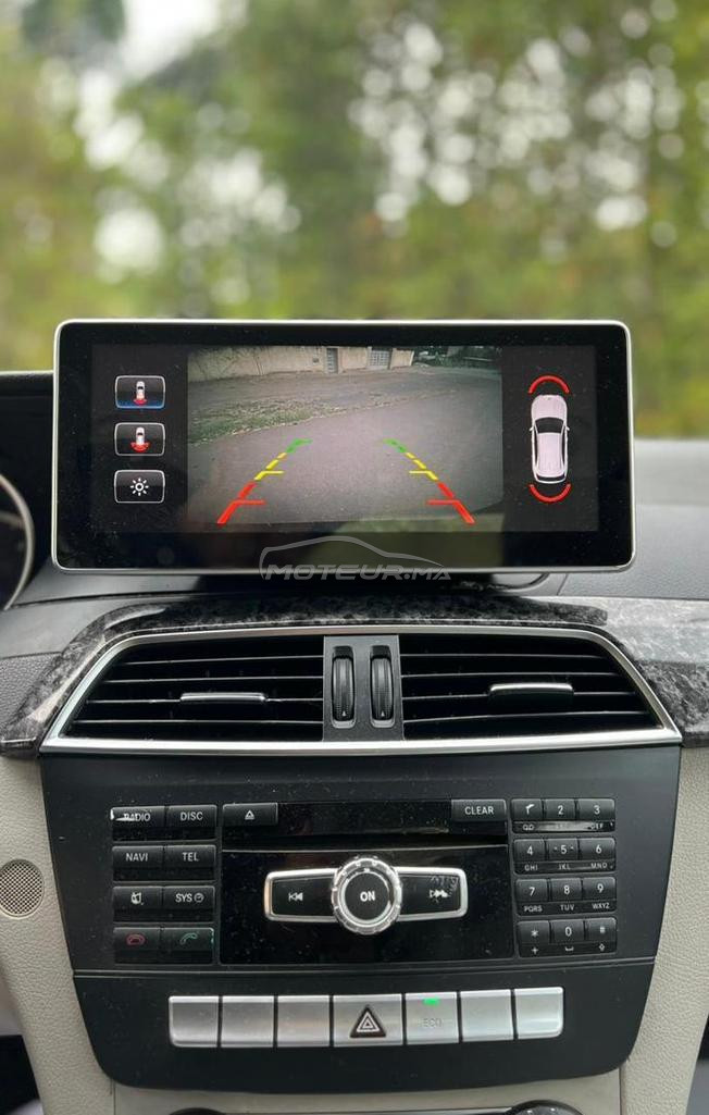Mercedes-Benz 220 Diesel Automatique 2012 à Salé