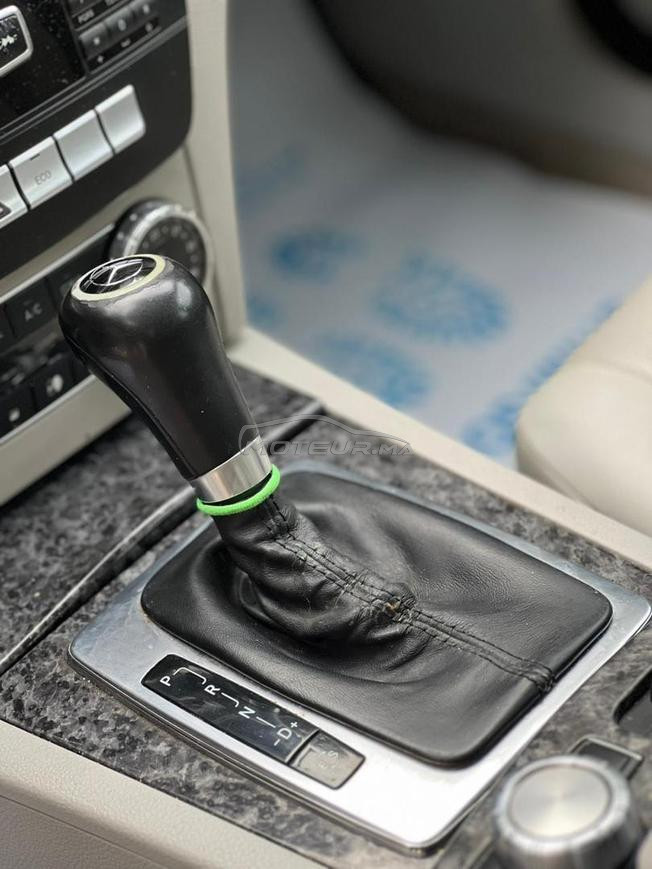 Mercedes-Benz 220 Diesel Automatique 2012 à Salé