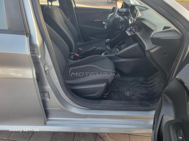 Peugeot 208 bon état mod l 2023
