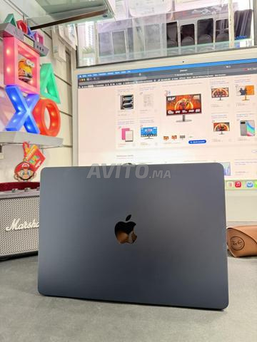 ماك بوك اير M4 13 بوصة 16 جيجا / 512 جيجا ميدنايت