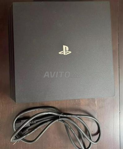 Sony PS4 pro propre pleine de jeux - 2