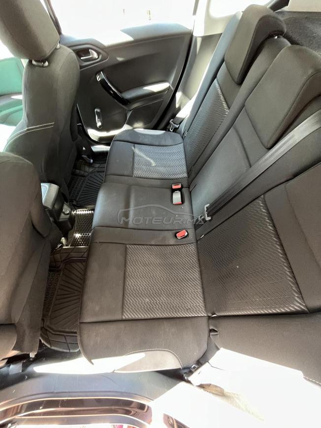     Peugeot 2008 2015 – Première main – Bon état 