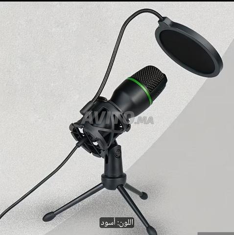 Microphone professionnel avec RGB - 2