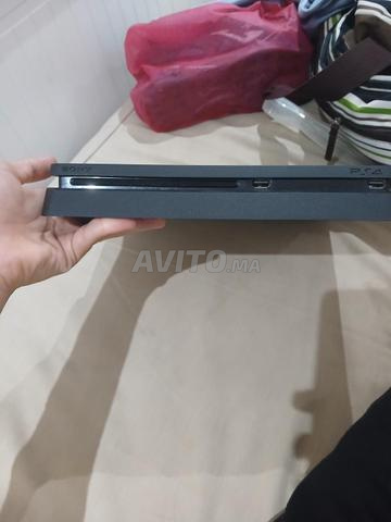 Console PS4 Slim sans manette, prix négociable - 2