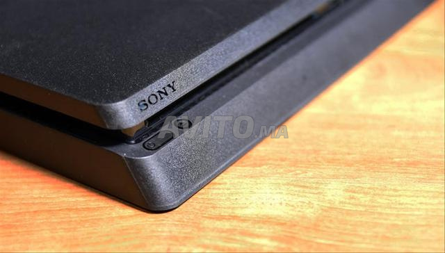 PS4 PS4 Slim comme neuf avec compte PS Plus