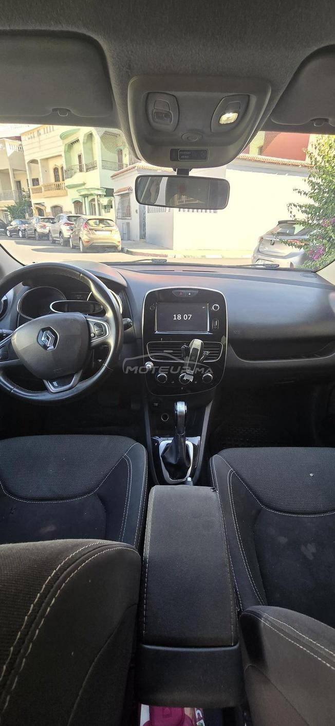 Clio a vendre 