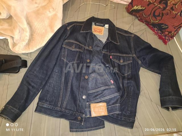 Je mets en vente ensemble Levi's