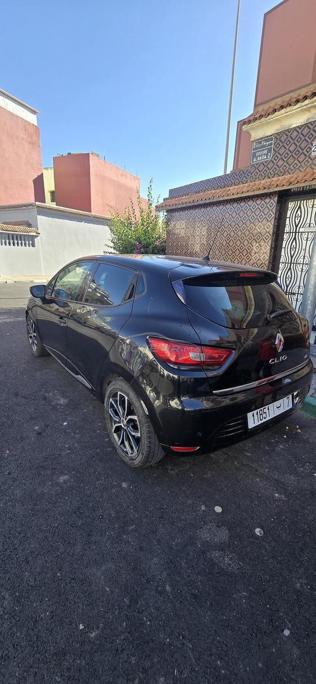 Clio a vendre 