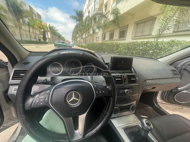 Mercedes -C200, modèle 2008 DD 2015