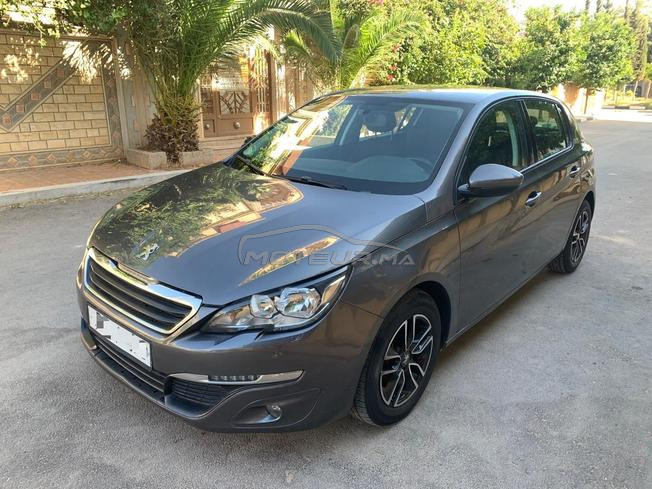 Peugeot 308.     