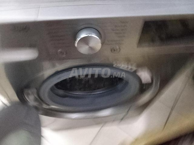 Machine à laver LG 8 kg très bon état comme neuf - 2