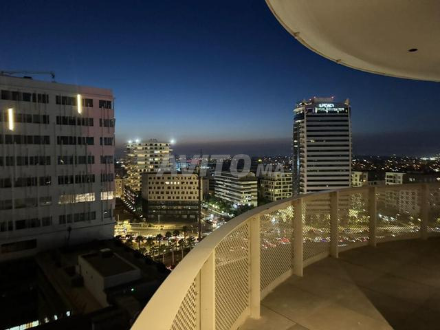 Appartement meublé avec terrasse vue parc et mer