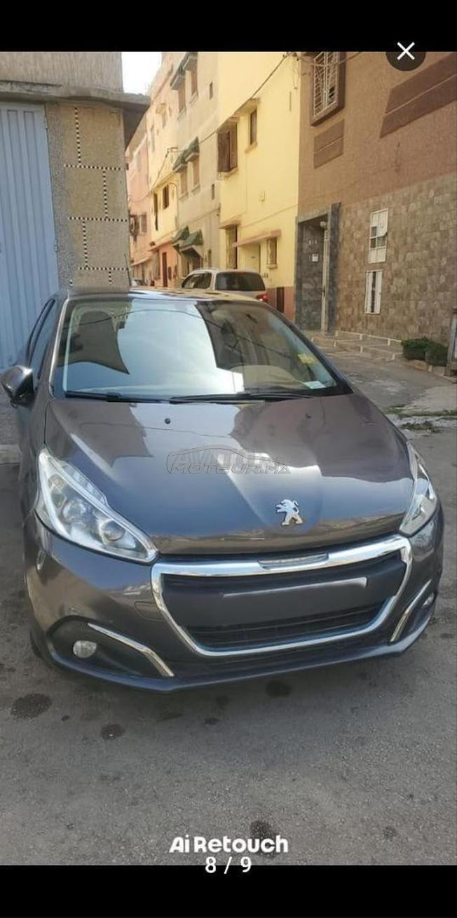 Peugeot 208 Diesel Manuelle 2018 à Fès