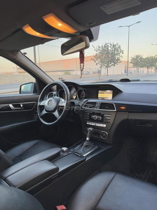 Mercedes-Benz 220 Diesel Automatique 2012