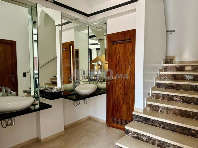 Villa meublée à vendre – Route de l’Ourika