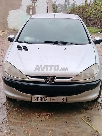 Peugeot 206 diesel 7cv modèle 2000