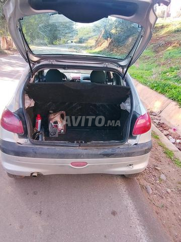Peugeot 206 diesel 7cv modèle 2000 - 2