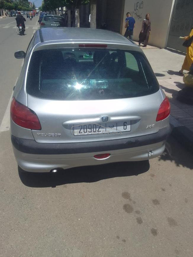 Peugeot 206 desle 7cv modèle 2000 