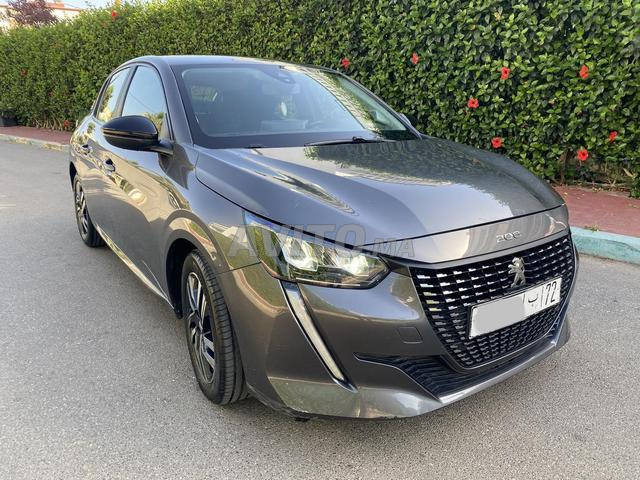Peugeot 208 Diesel Manuelle 2023 à Rabat - 2