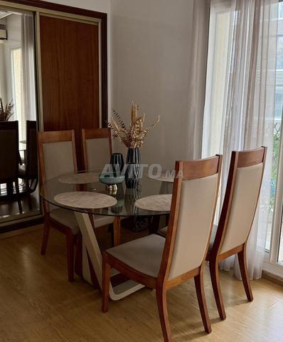 Salle à manger en très bon état