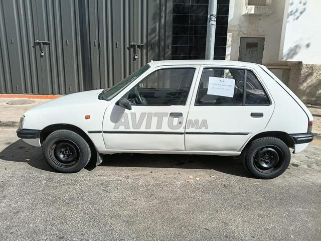 Peugeot 205 Essence Manuelle 1999 à Casablanca