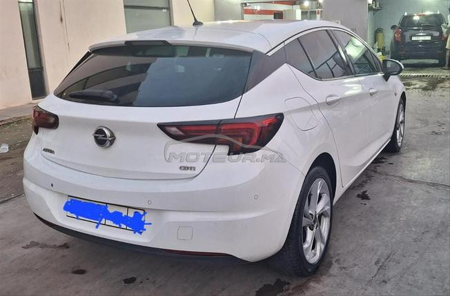 Opel Astra Diesel B. Auto Fin 2019 à Bouskoura