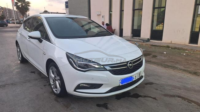 Opel Astra Diesel B. Auto Fin 2019 à Bouskoura