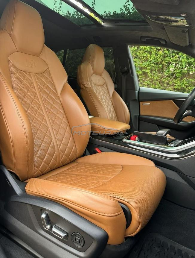 AUDI Q8 S line 