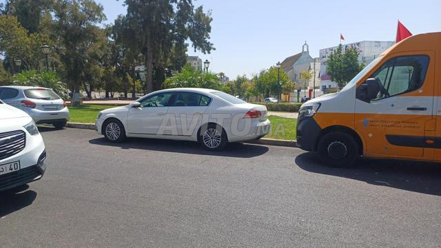 Volkswagen Passat Diesel Manuelle 2012 à Tanger - 2