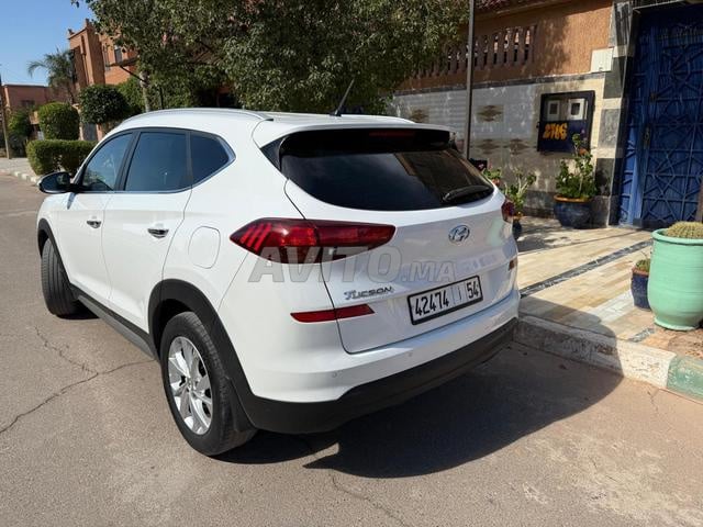 Tucson automatique toutes options sauf toit panoramique