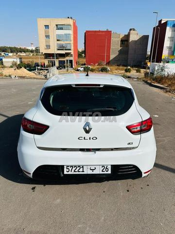 Renault Clio - 2