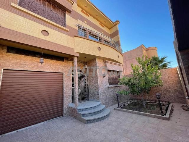 Villa 276 m à vendre (Lazaret) - 2