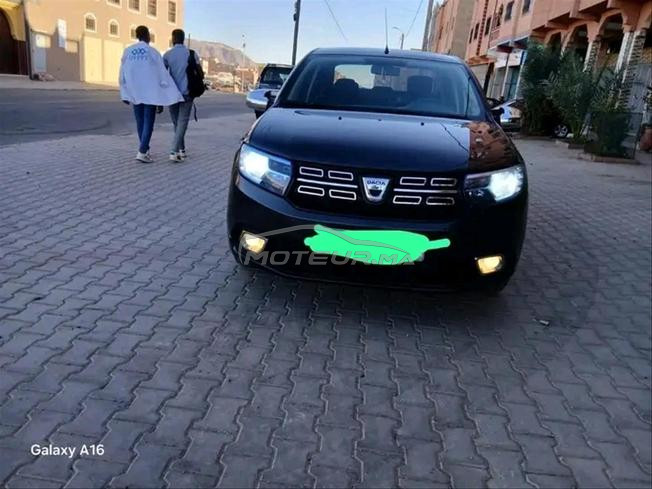 سيارة لوجان للبيع 
