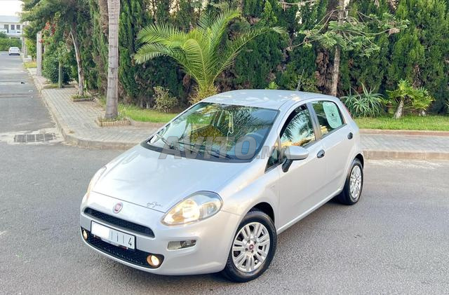 Fiat Punto Diesel Manuelle 2016 à Casablanca