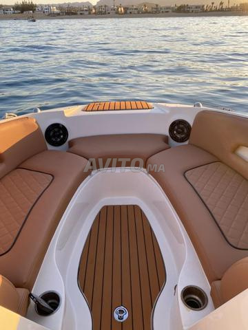 Magnifique bateau Sea Ray refait à neuf a vendre