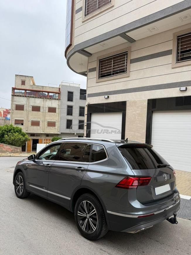 Volkswagen Tiguan 2L  7Place