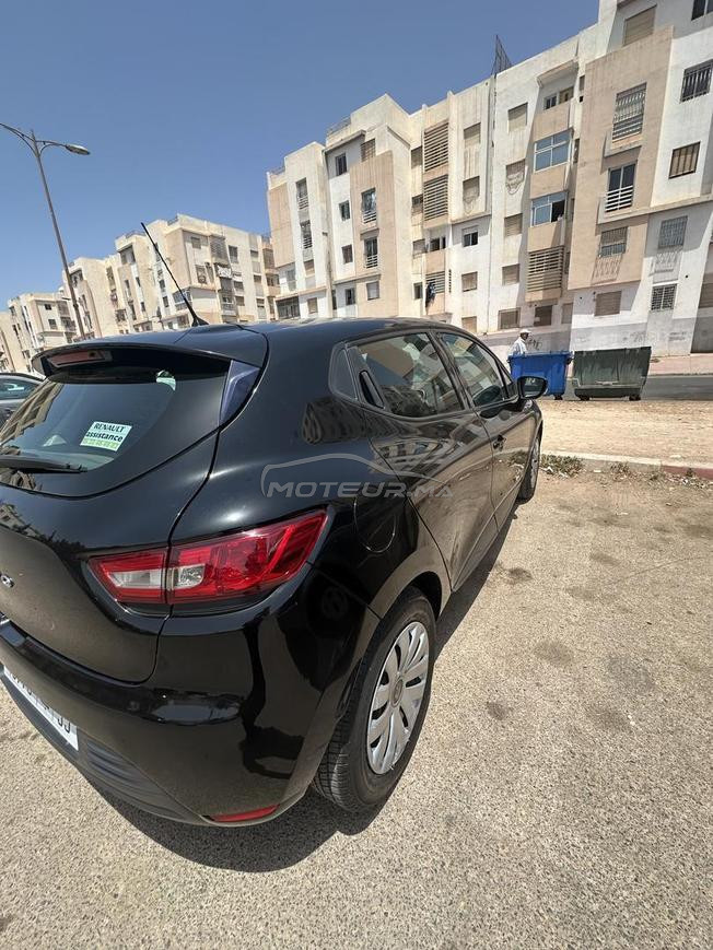 clio 4 essence a vendre tres bon etat 