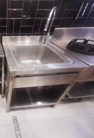 Évier professionnel inox GGMGastro avec robinet