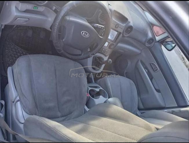 Kia carens model 2009